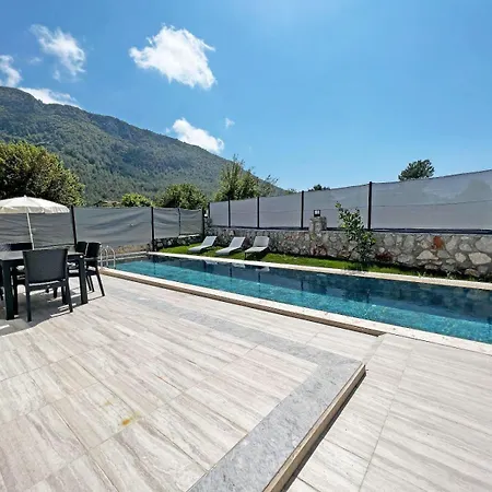 Vila Alya 1 *